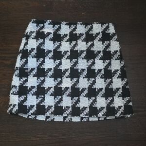 LOFT Black and White Houndstooth Mini Skirt